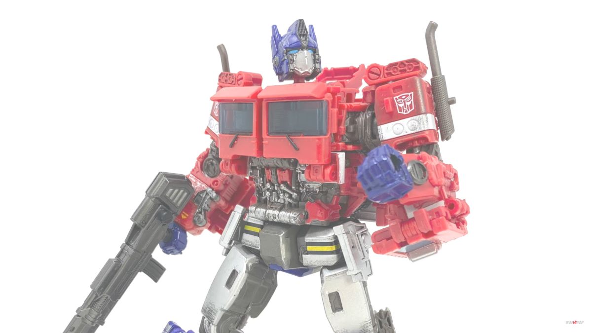 Transformers Premium Finish PF SS-02 Optimus Prime In-Hand Images